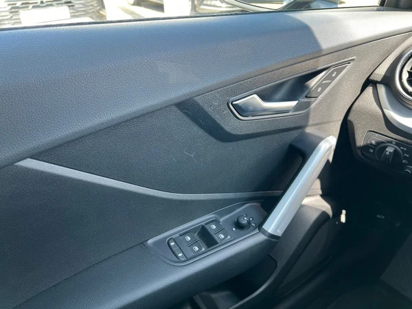 AUDI Q2 (2020) — foto 8 van 24