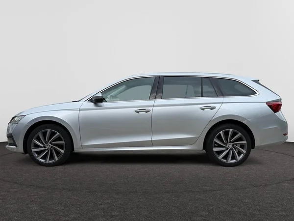 SKODA Octavia Combi (2021) — foto 12 van 24