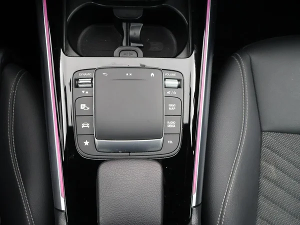 MERCEDES-BENZ EQA (H243) (2024) — foto 25 van 34