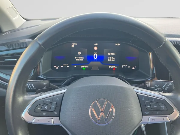 VOLKSWAGEN Taigo (2023) — foto 6 van 25