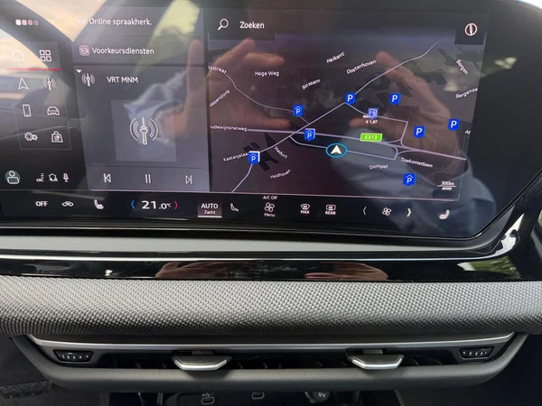 AUDI A5 Avant (2025) — foto 6 van 17