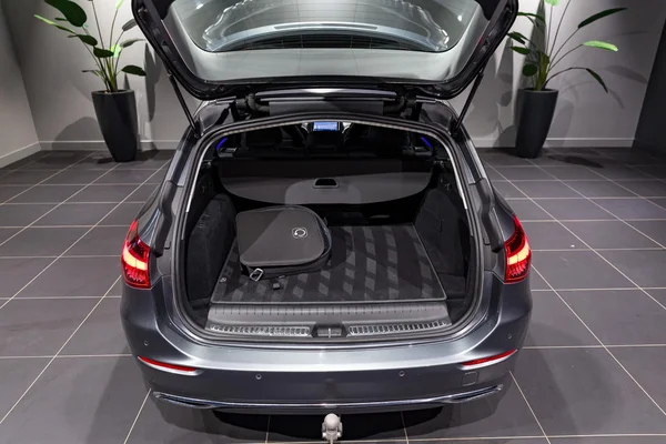 Mercedes-Benz C-Klasse (2023) — foto 11 van 32