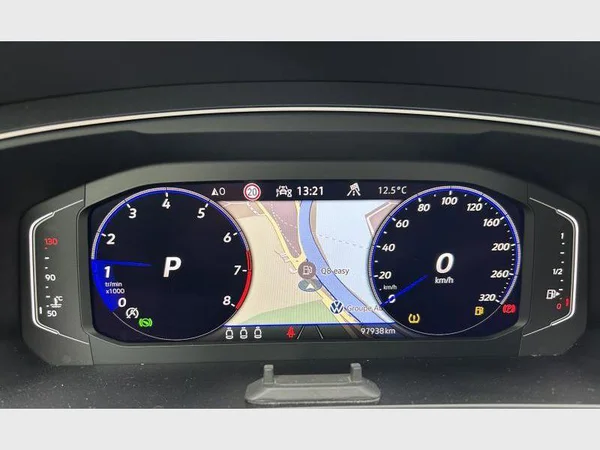 Volkswagen TIGUAN (2022) — foto 7 van 37