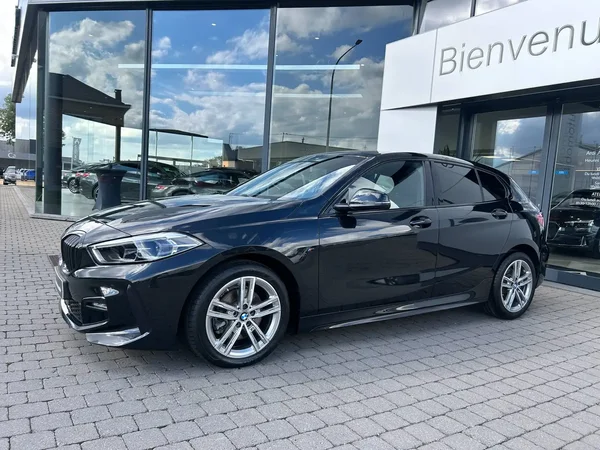 Bmw 118 (2024) — foto 10 van 22