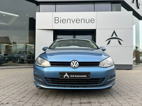 Volkswagen Golf (2013) — foto 12 van 19