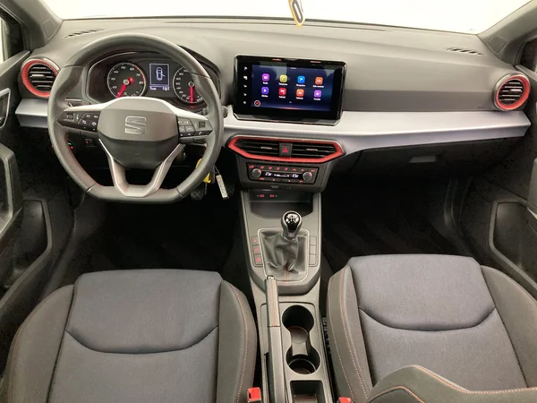 SEAT Ibiza 5P/D (2022) — foto 7 van 36