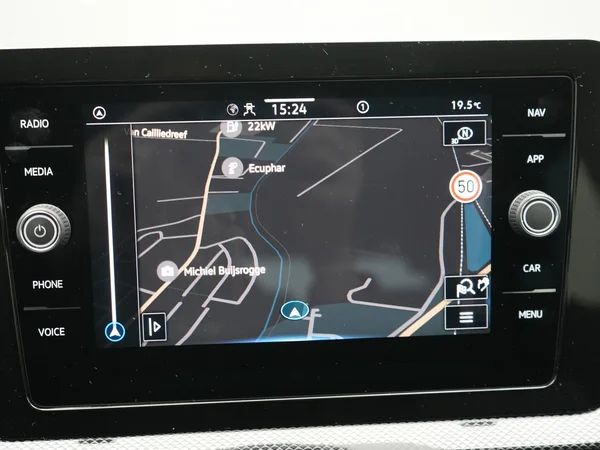 VOLKSWAGEN T-Cross (2025) — foto 18 van 30