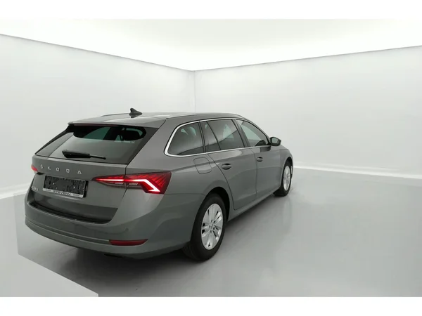 SKODA Octavia Combi Dsl (2022) — foto 36 van 36
