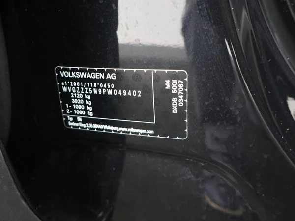 VOLKSWAGEN Tiguan (2024) — foto 21 van 28