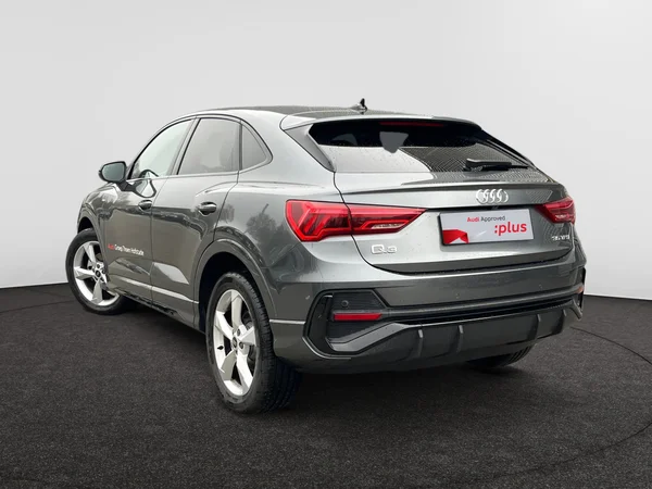 AUDI Q3 Sportback (2026) — foto 18 van 24