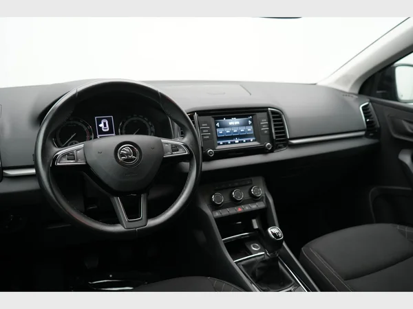 SKODA Karoq (2020) — foto 5 van 26