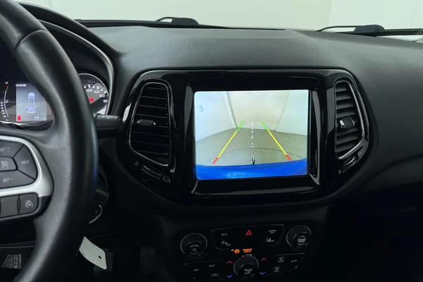 Jeep Compass (2019) — foto 5 van 17