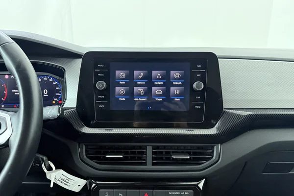 Volkswagen T-Cross (2025) — foto 3 van 19