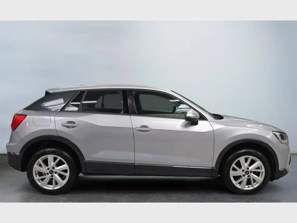 Audi Q2 (2023) — foto 25 van 30