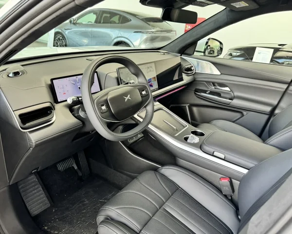 Xpeng G9 (2026) — foto 8 van 30