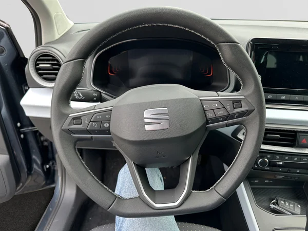 SEAT Arona (2025) — foto 2 van 24