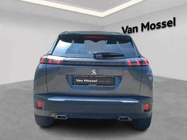Peugeot 2008 (2022) — foto 13 van 19