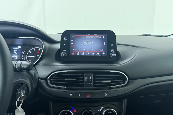 Fiat Tipo SW Cross (2023) — foto 3 van 16