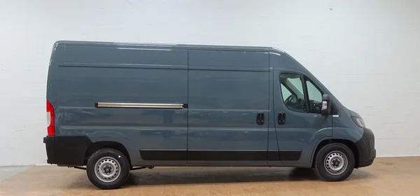 Opel Movano (2026) — foto 12 van 19