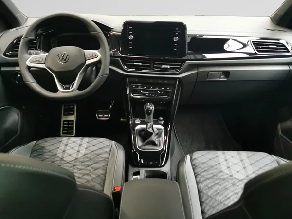 VOLKSWAGEN T-Roc (2026) — foto 9 van 15