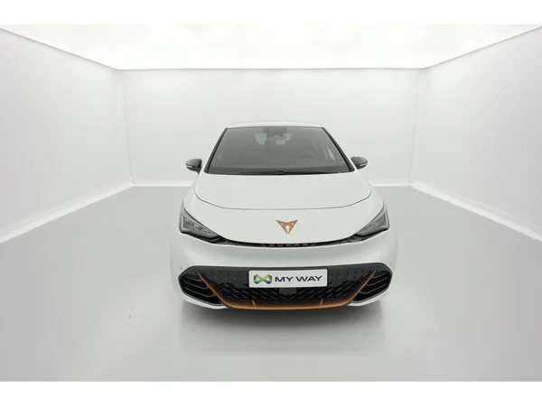 CUPRA Born (2022) — foto 12 van 32