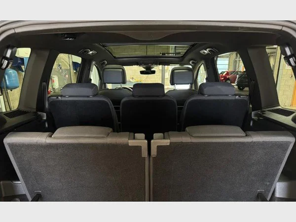 Volkswagen Touran (2024) — foto 4 van 32