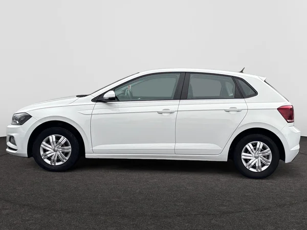 VOLKSWAGEN Polo (2017) — foto 17 van 18