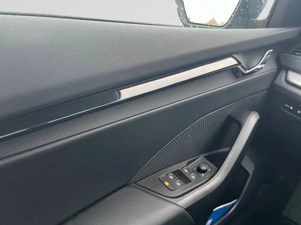 SKODA Octavia Combi (2024) — foto 11 van 24