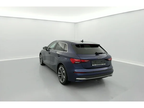AUDI A3 Sportback (2024) — foto 36 van 36