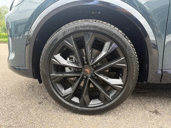 CUPRA Formentor e-Hybrid (PHEV) (2026) — foto 10 van 19