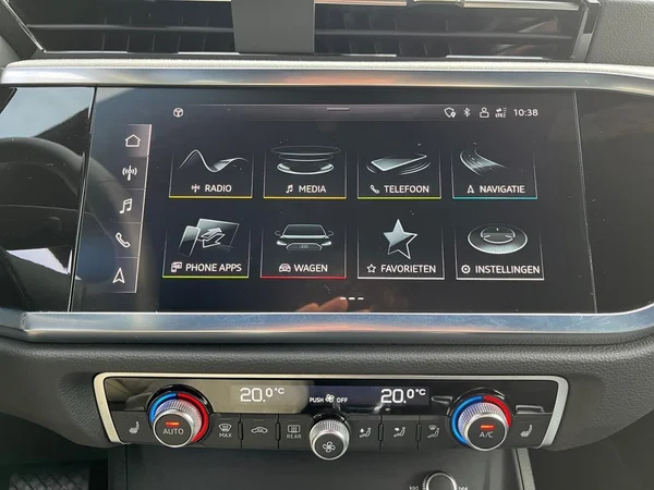 AUDI Q3 (2024) — foto 4 van 22