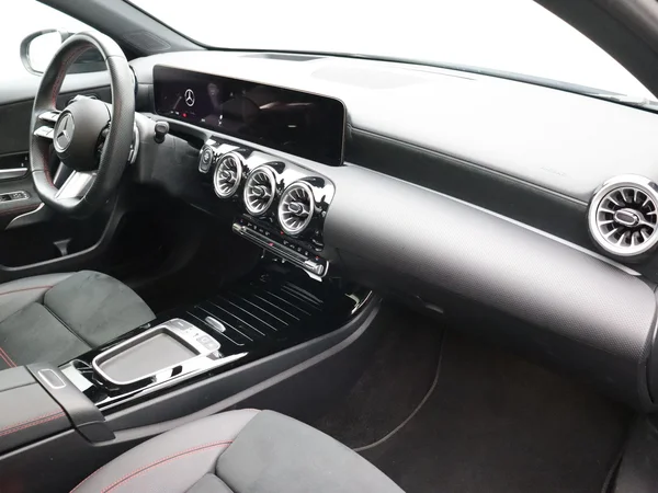 Mercedes-Benz A-Klasse (2025) — foto 16 van 26
