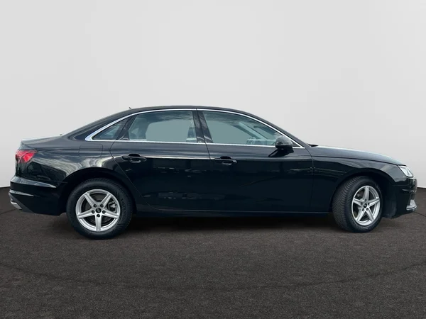 AUDI A4 (2023) — foto 21 van 24