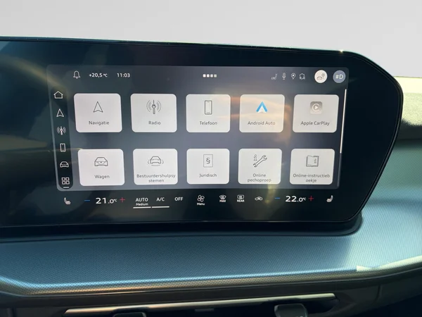 AUDI Q3 SUV (2025) — foto 2 van 16