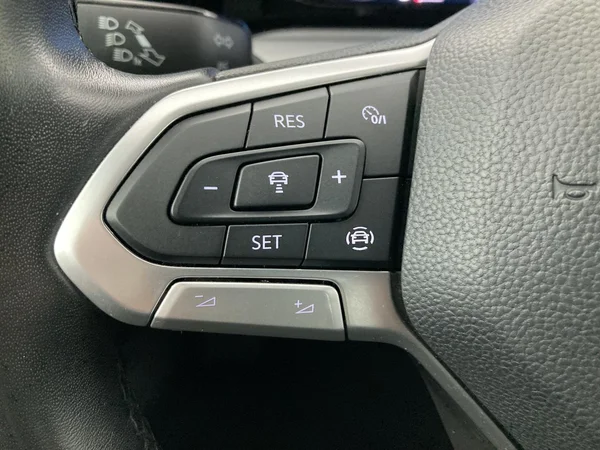 VOLKSWAGEN Golf VIII SW (2022) — foto 13 van 36