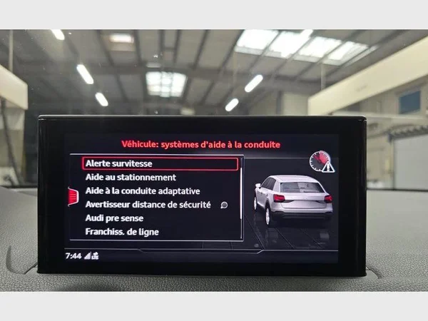 Audi Q2 (2023) — foto 11 van 30