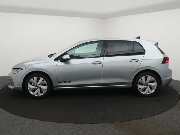 VOLKSWAGEN Golf VIII (2026) — foto 17 van 22