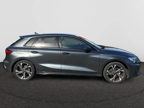 AUDI A3 Sportback (2026) — foto 2 van 21