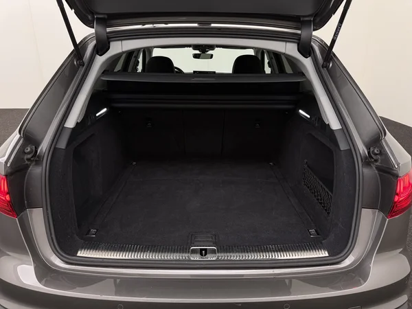 AUDI A4 (2021) — foto 8 van 30