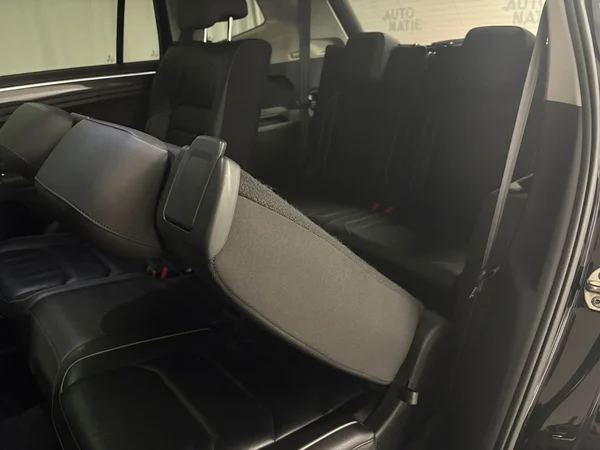 VOLKSWAGEN Tiguan Allspace (2019) — foto 6 van 16