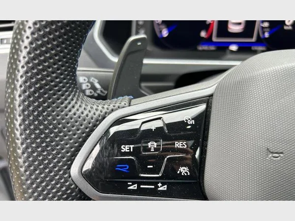 Volkswagen TIGUAN (2022) — foto 27 van 37