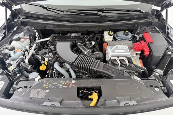 Renault Rafale E-TECH (HEV) (2025) — foto 7 van 36