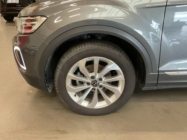 VOLKSWAGEN T-Roc (2022) — foto 14 van 22
