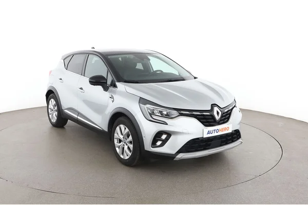 Renault Captur (2020) — foto 14 van 16