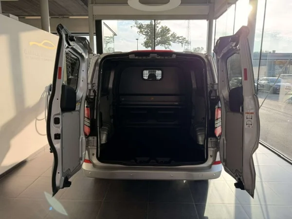 Ford Transit Custom — foto 23 van 24