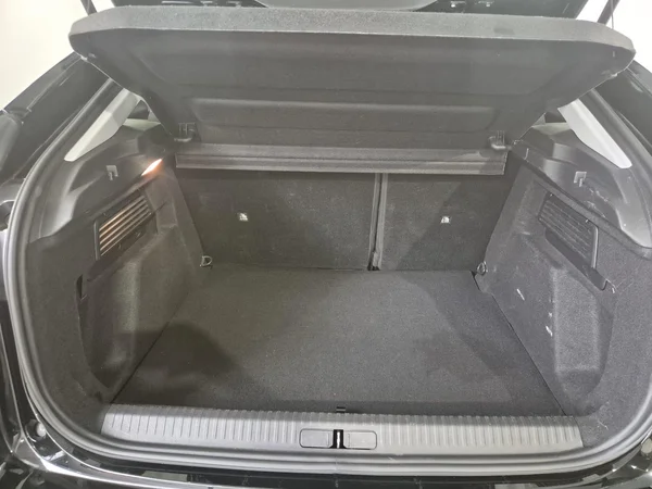 Citroën C4 (2022) — foto 15 van 17