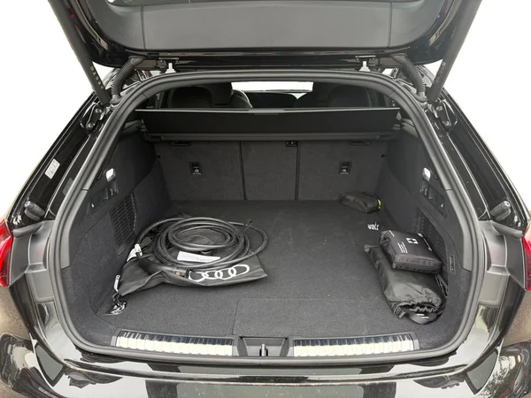 AUDI A5 Avant e-hybrid (PHEV) (2026) — foto 3 van 11