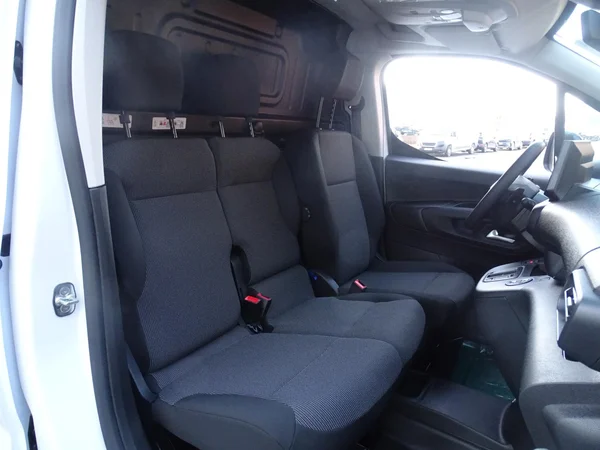 Opel Combo (2026) — foto 17 van 17