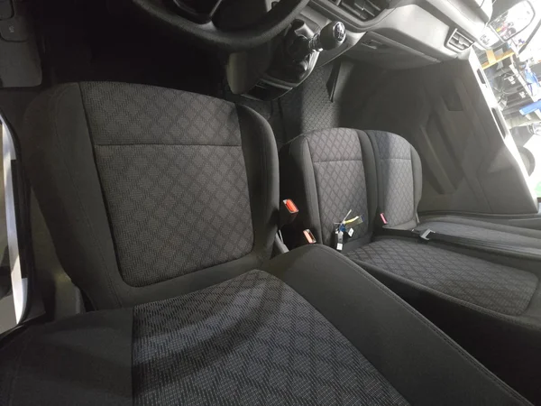 VOLKSWAGEN Transporter T7 28 Fou Swb (2026) — foto 11 van 23