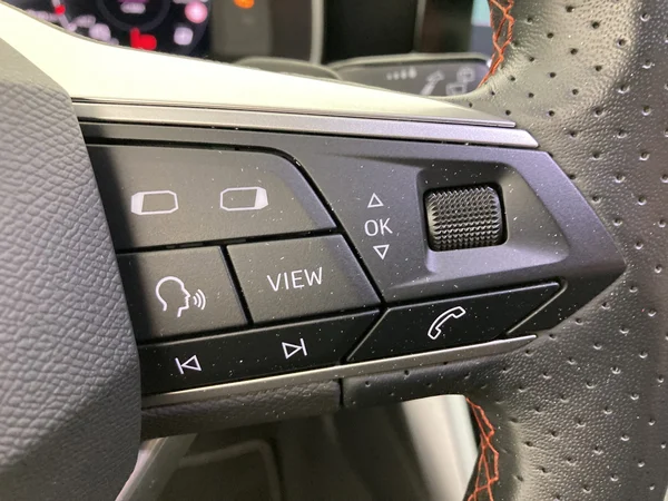 SEAT Leon ST (2024) — foto 16 van 36